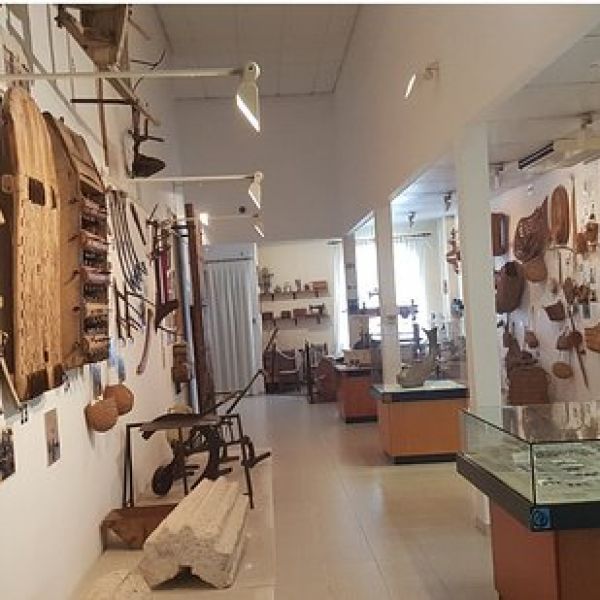 Museo arqueológico-etnológico gratiniano Baches